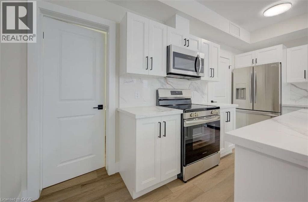 17 PETER Street Unit# 1 — photo 3