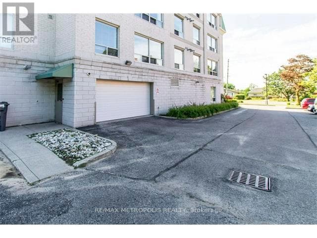 305 - 405 ERB STREET W — photo 3