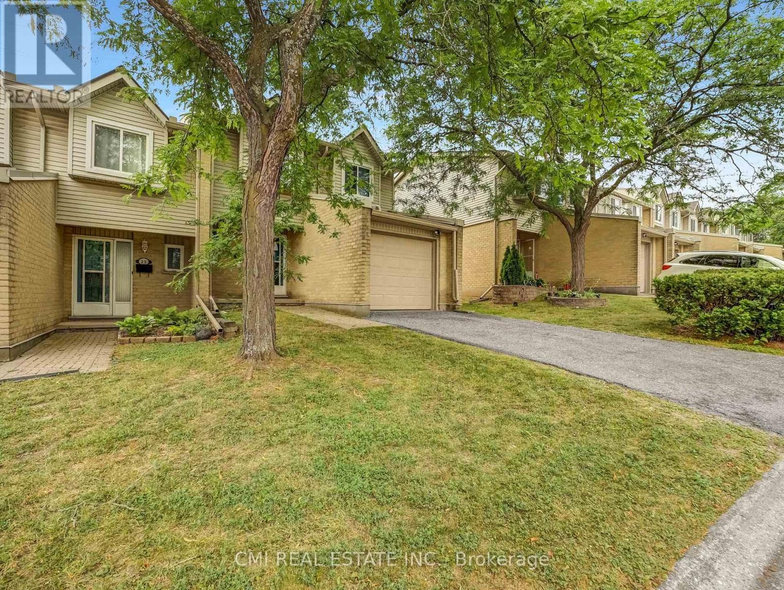 24 - 29 PAULANDER DRIVE — photo 3