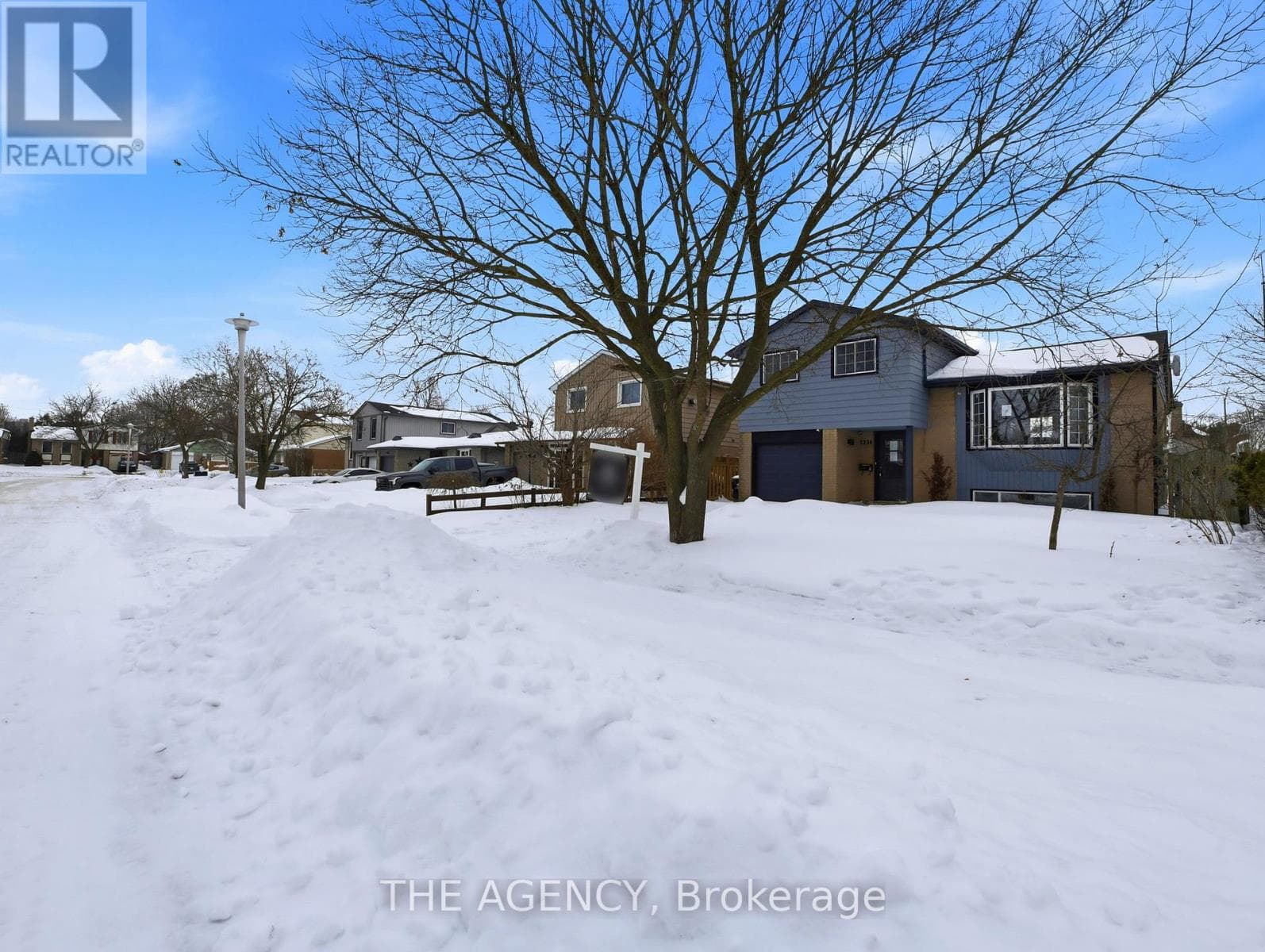 1236 AVONLEA ROAD — photo 3