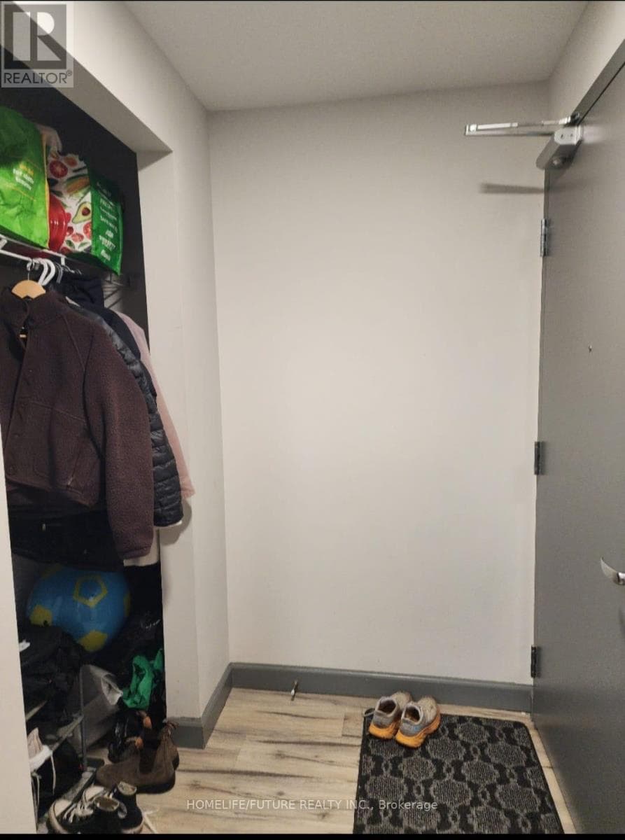 323 (1ST BDROOM) - 258C SUNVIEW STREET — photo 3
