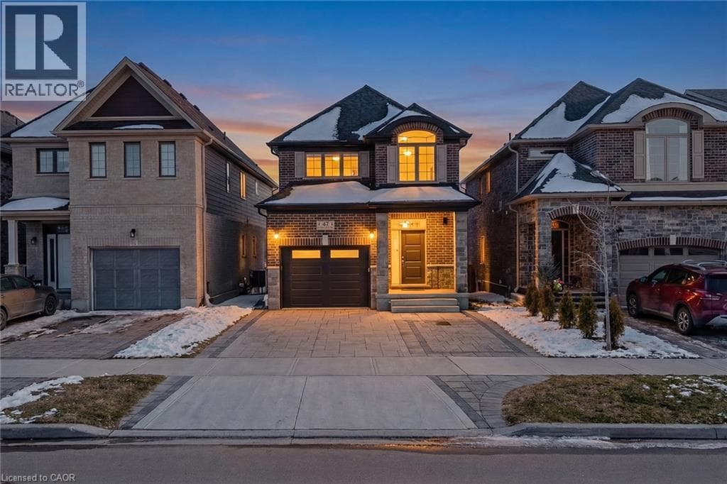 47 PONDCLIFFE Drive — photo 2