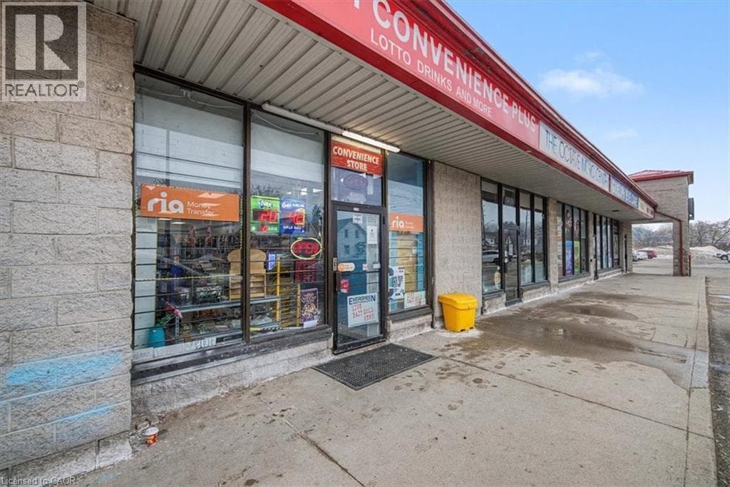 218 VICTORIA Road S — photo 3