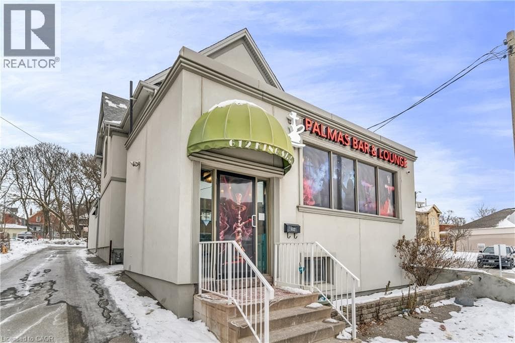 612 KING Street E — photo 2