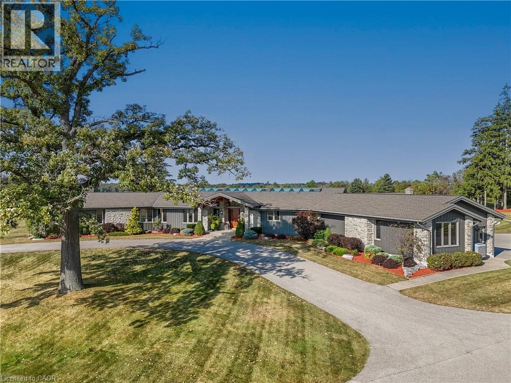 1546 MARYHILL Road — photo 3