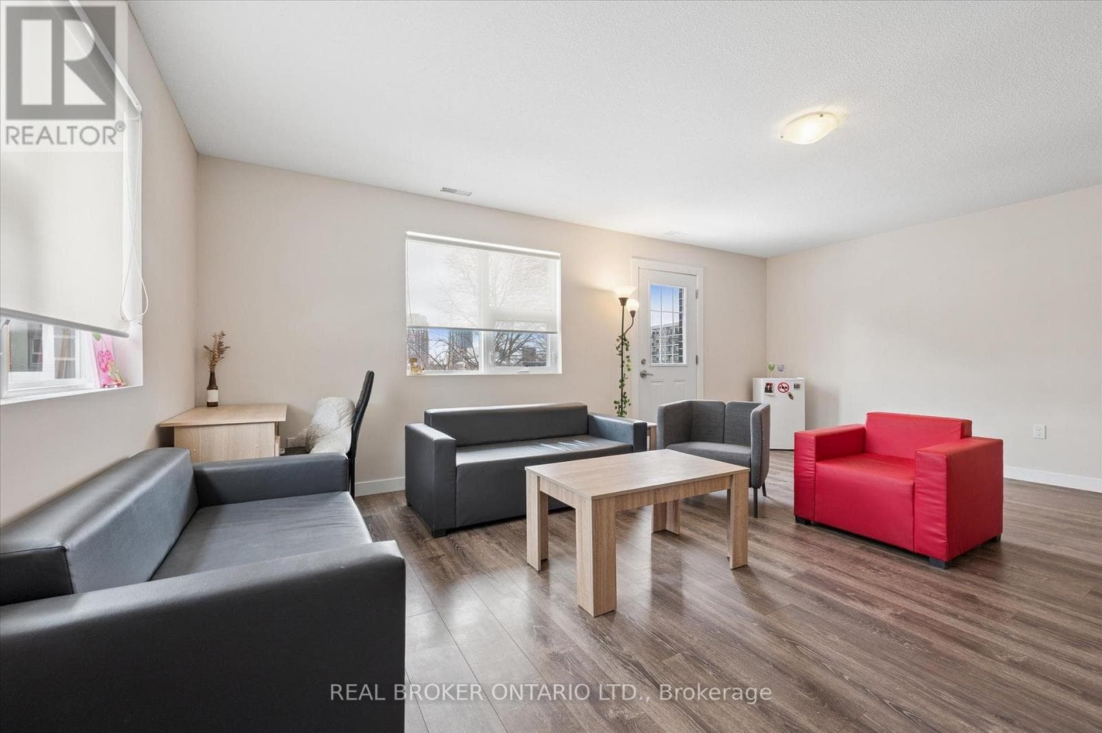 219 - 288 ALBERT STREET — photo 3