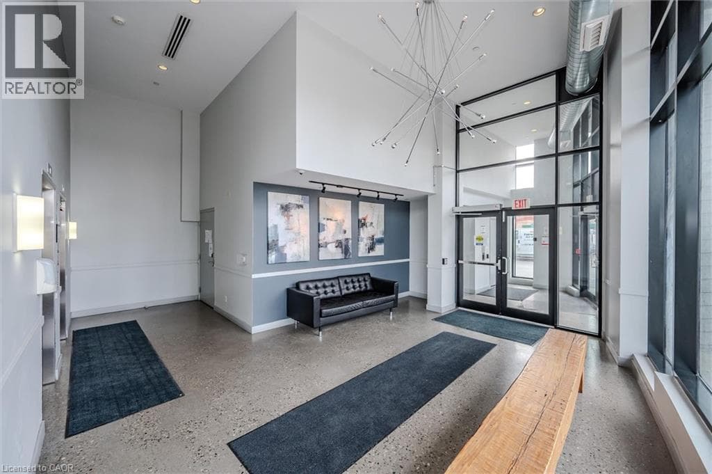 1 VICTORIA Street S Unit# 706 — photo 3
