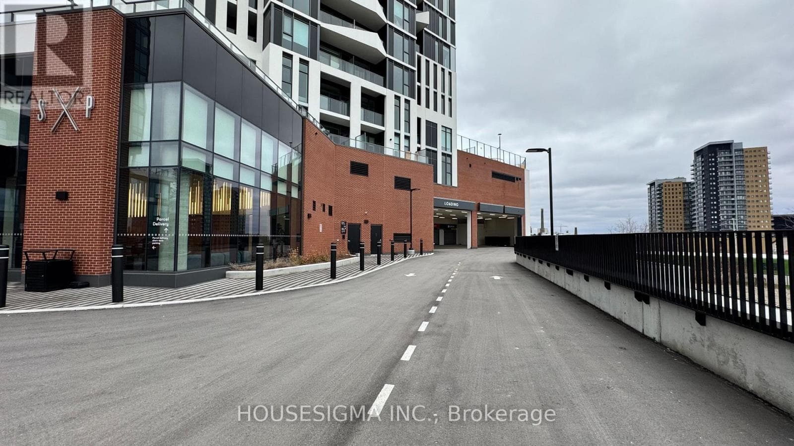 806 - 25 WELLINGTON STREET S — photo 3