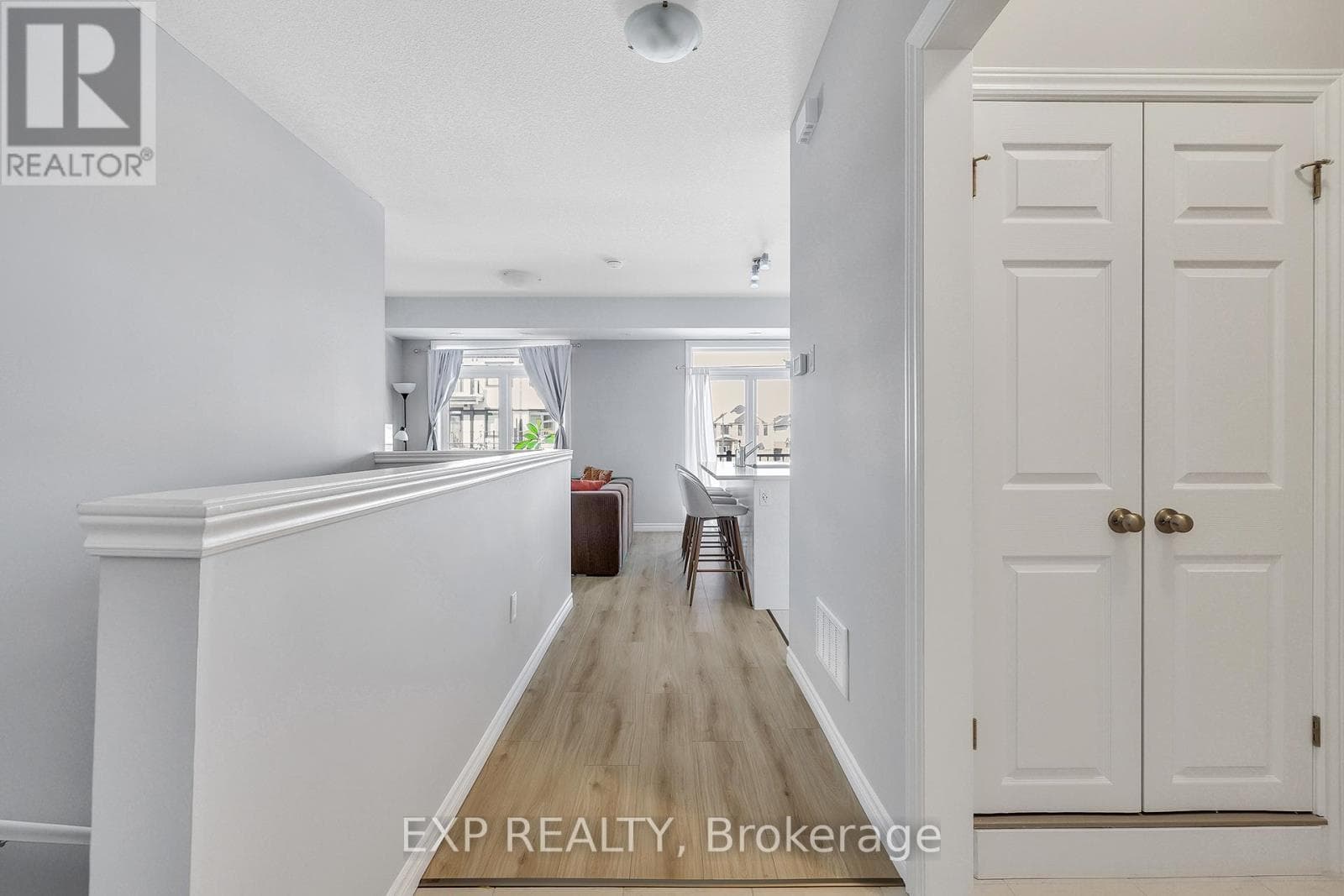 106 LOMOND LANE — photo 3