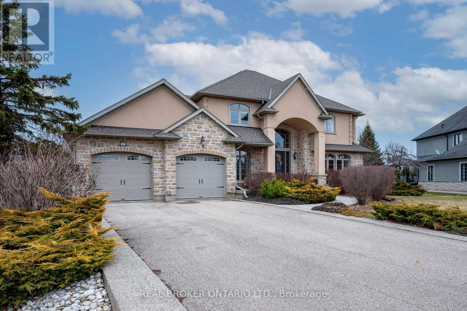 16 SEIFERT COURT — photo 2