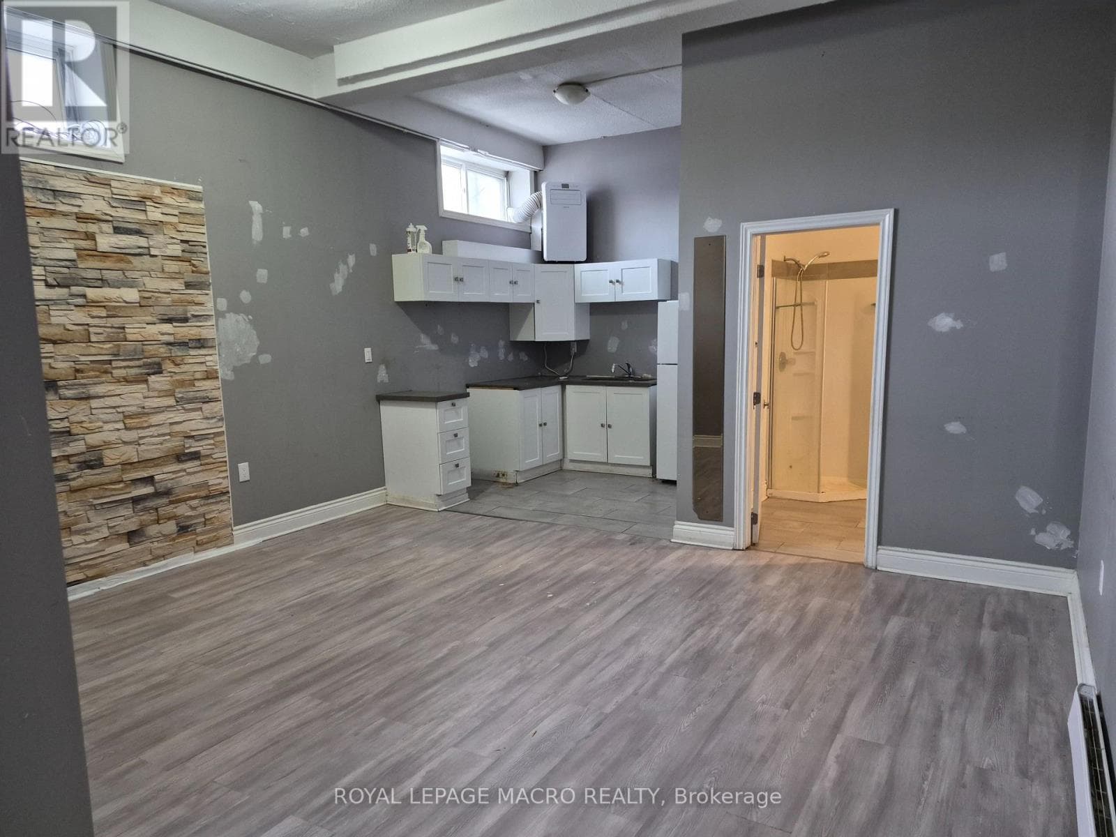 101 - 624 KING STREET E — photo 1
