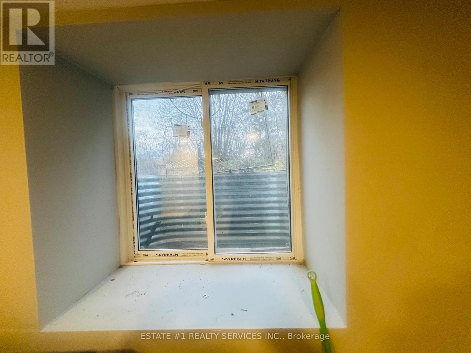 176 KENNETH AVENUE — photo 3