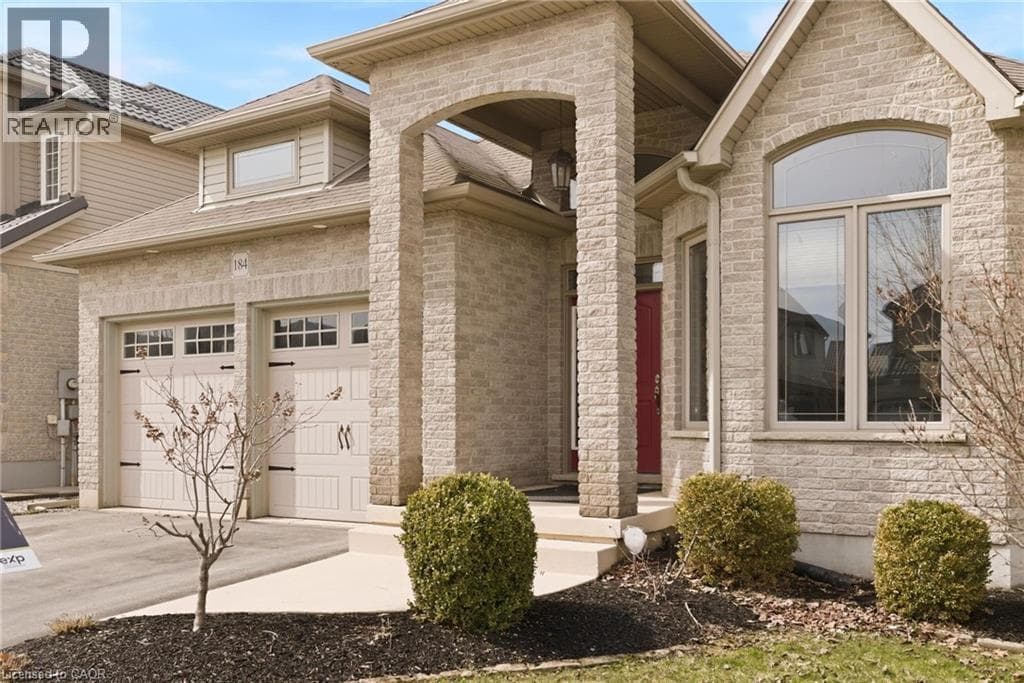 184 TOWNSEND Drive — photo 3