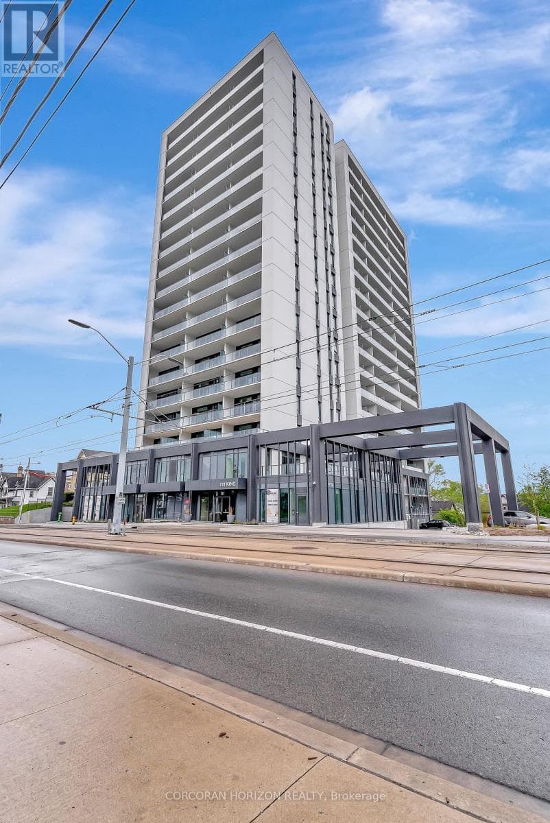 1011 - 741 KING STREET — photo 3