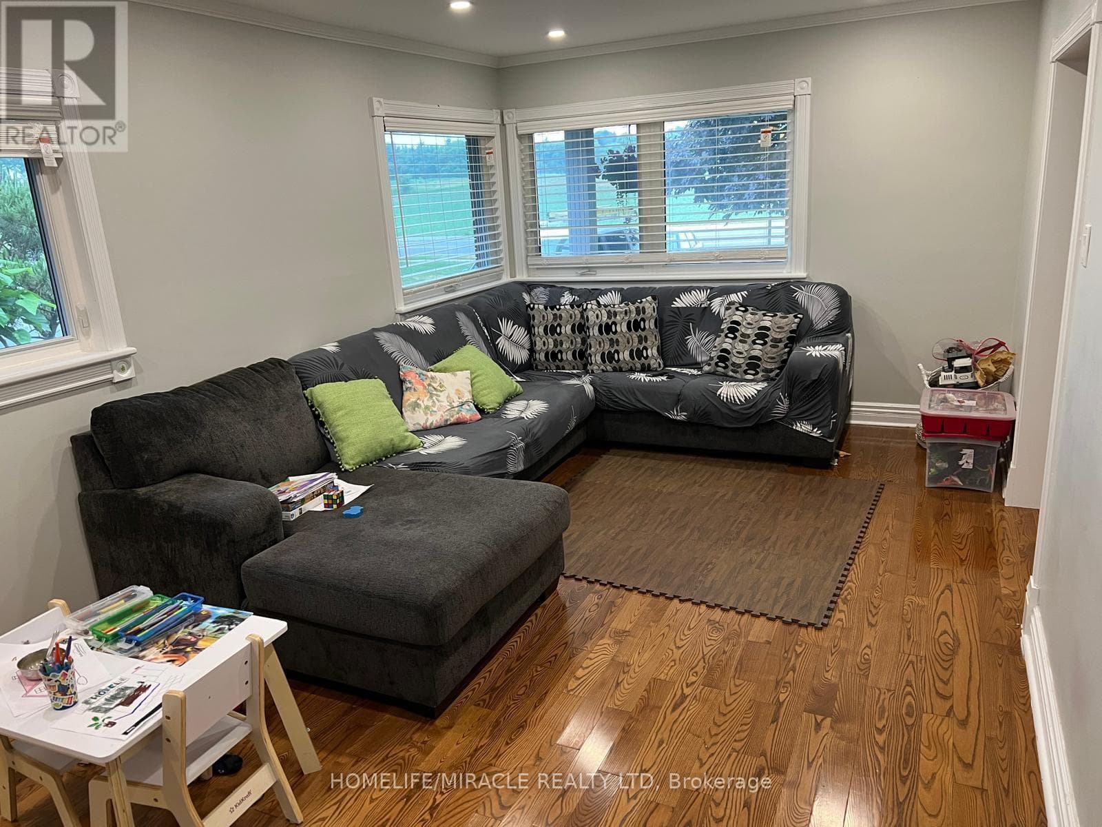 1760 NOTRE DAME DRIVE — photo 2