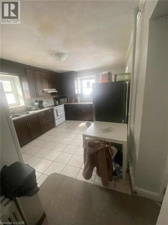 9 WATERLOO Avenue — photo 3