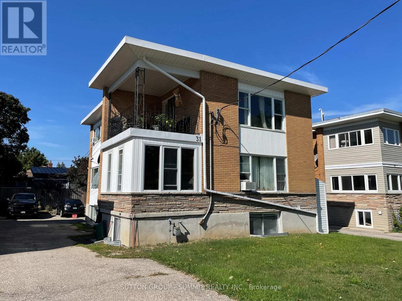 31 SOUTHDALE AVENUE — photo 1