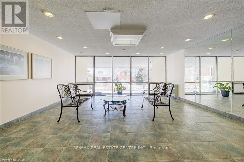 1406 - 81 CHURCH STREET — photo 3