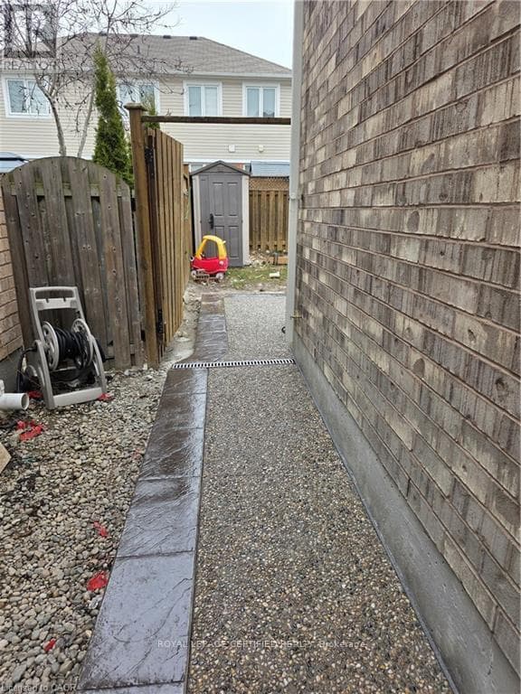 BSMT - 24 CHASE CRESCENT — photo 3