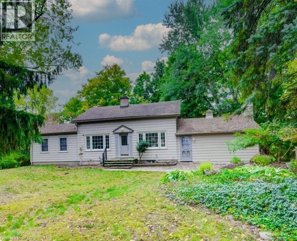 177 PIPER Street — photo 2