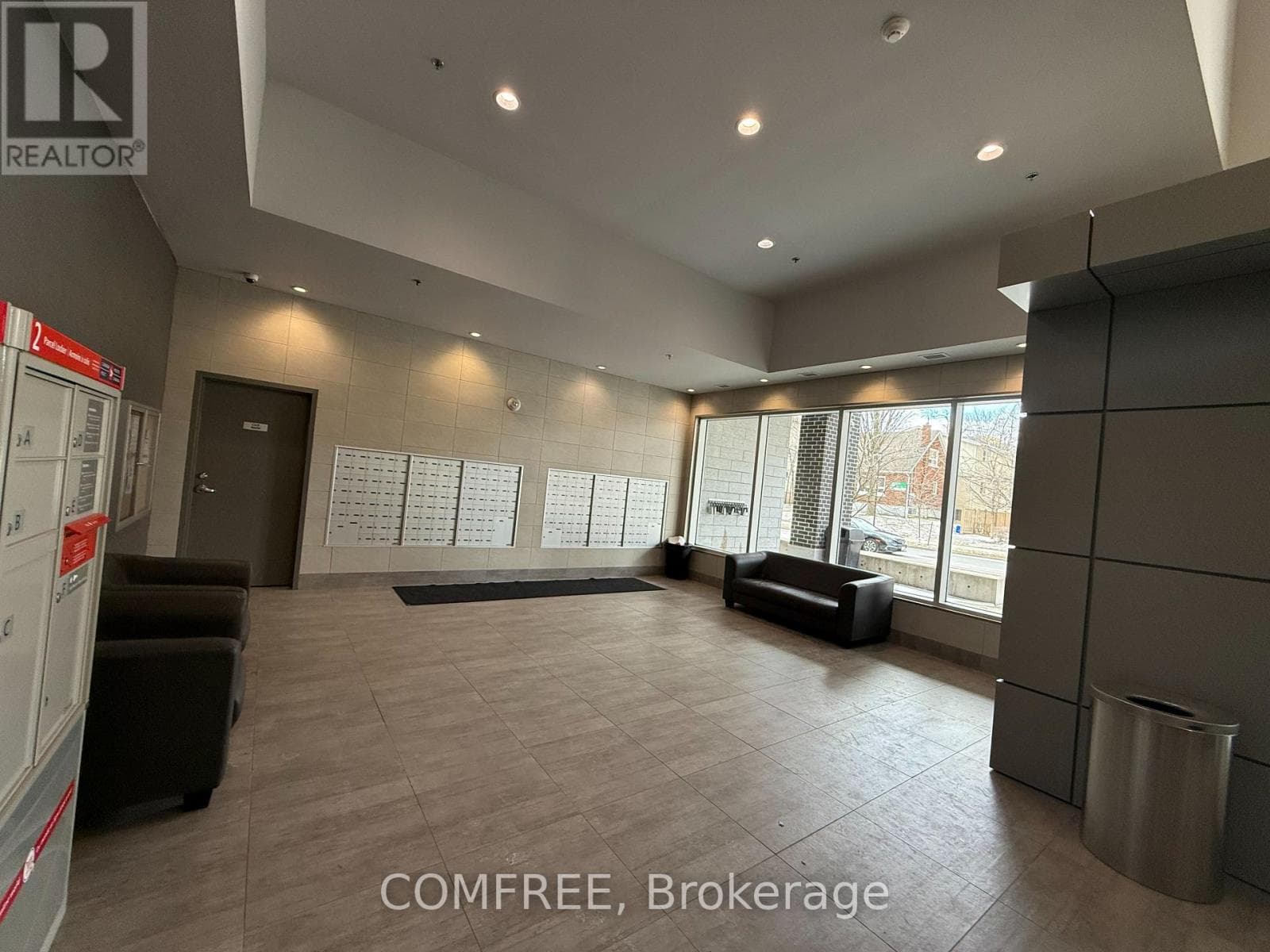 2 - 318 SPRUCE STREET — photo 2