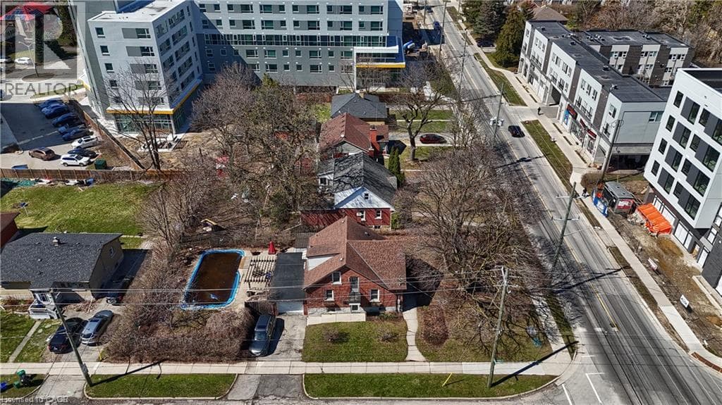285 ALBERT Street — photo 1