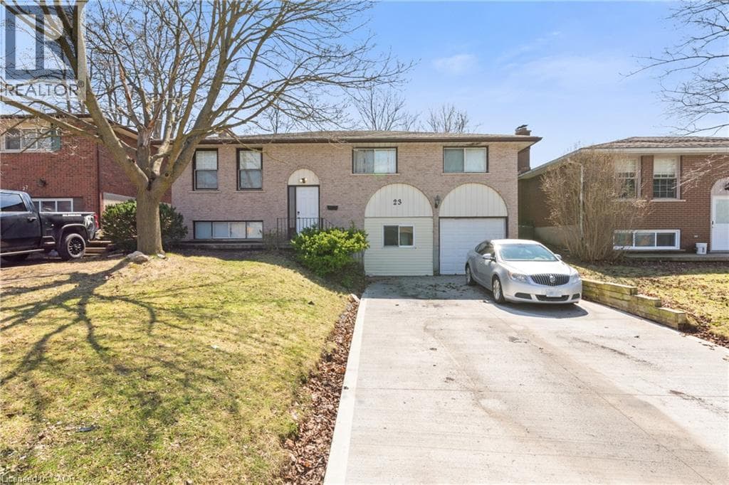 23 AMHERST Drive — photo 1