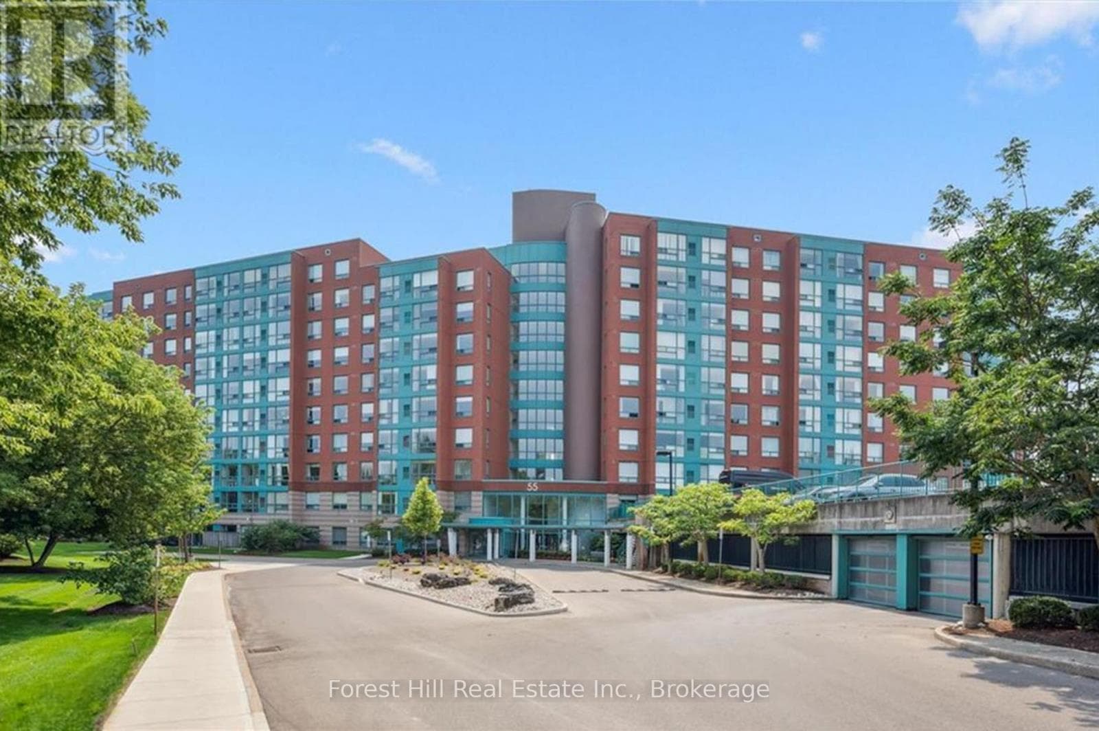 402 - 55 BLUE SPRINGS DRIVE — photo 1