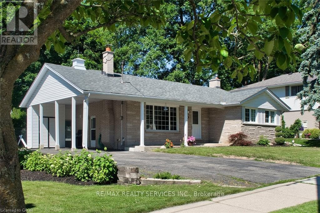 115 UPLANDS DRIVE — photo 1