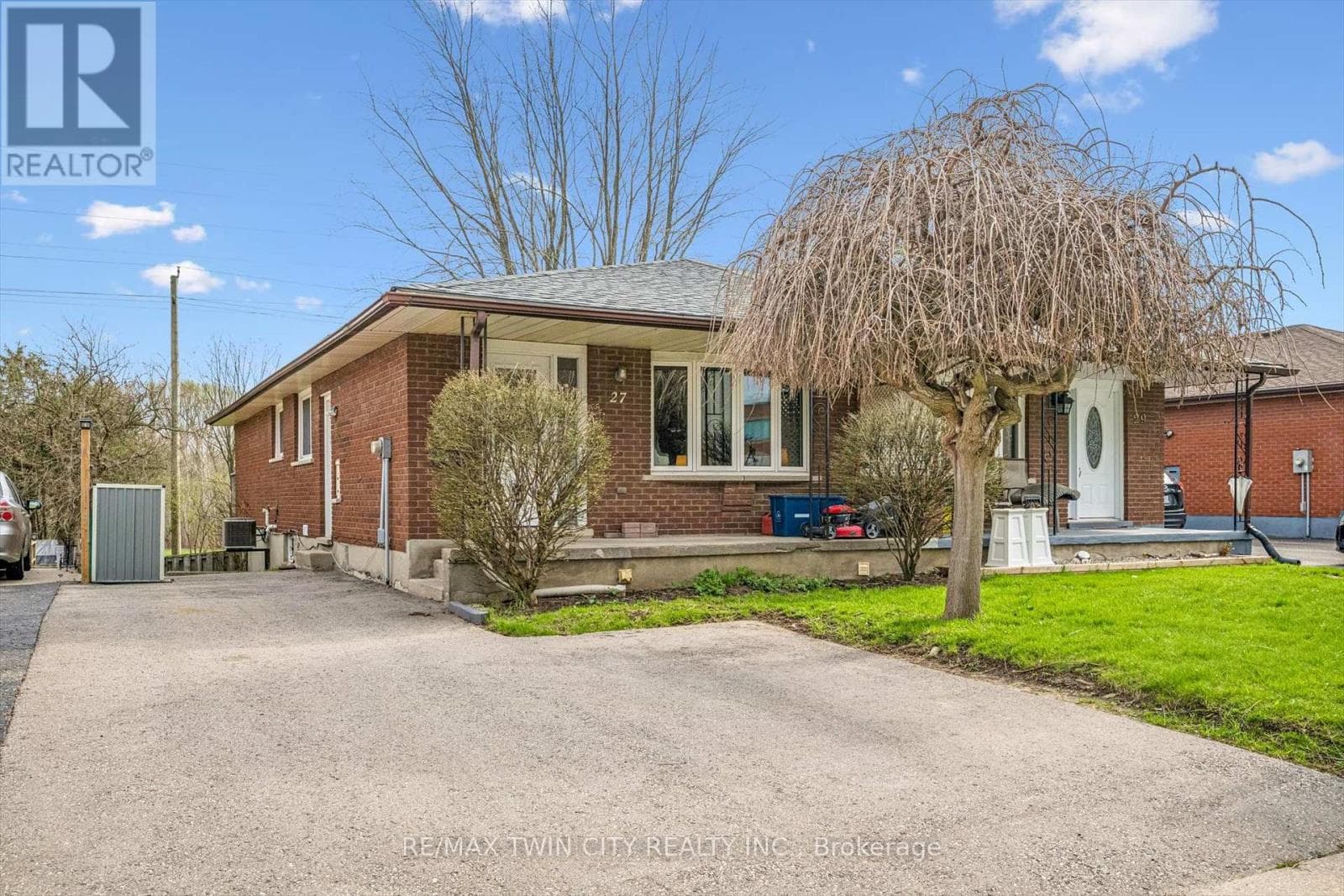 27 VICMOUNT DRIVE — photo 3
