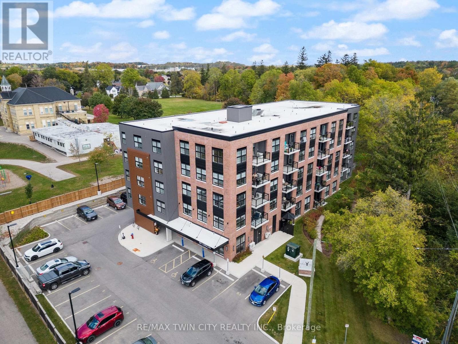 209 - 88 GIBSON STREET — photo 1