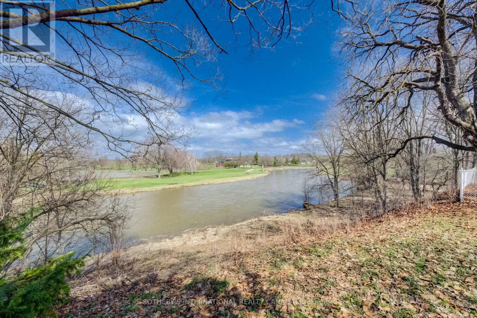 48 MISTY RIVER DRIVE — photo 3