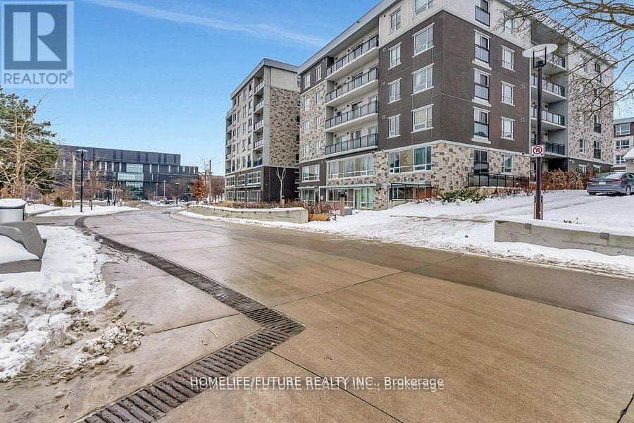 608 - 275A LARCH STREET — photo 3