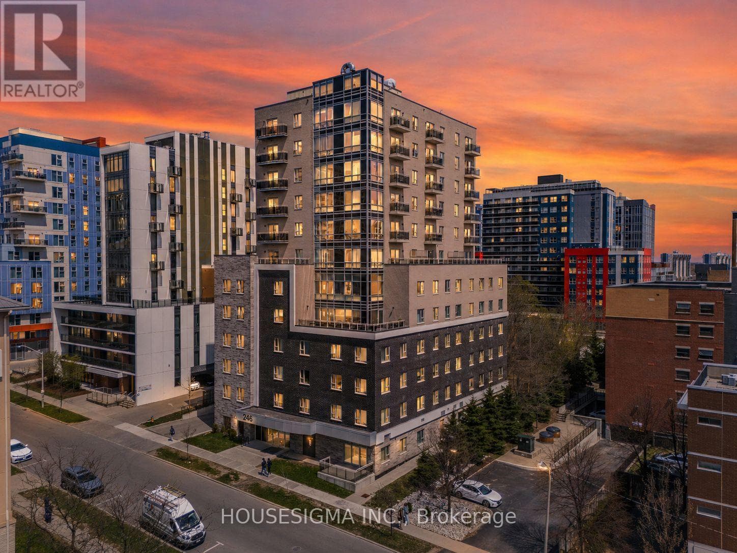 PH-03 - 246 LESTER STREET — photo 1