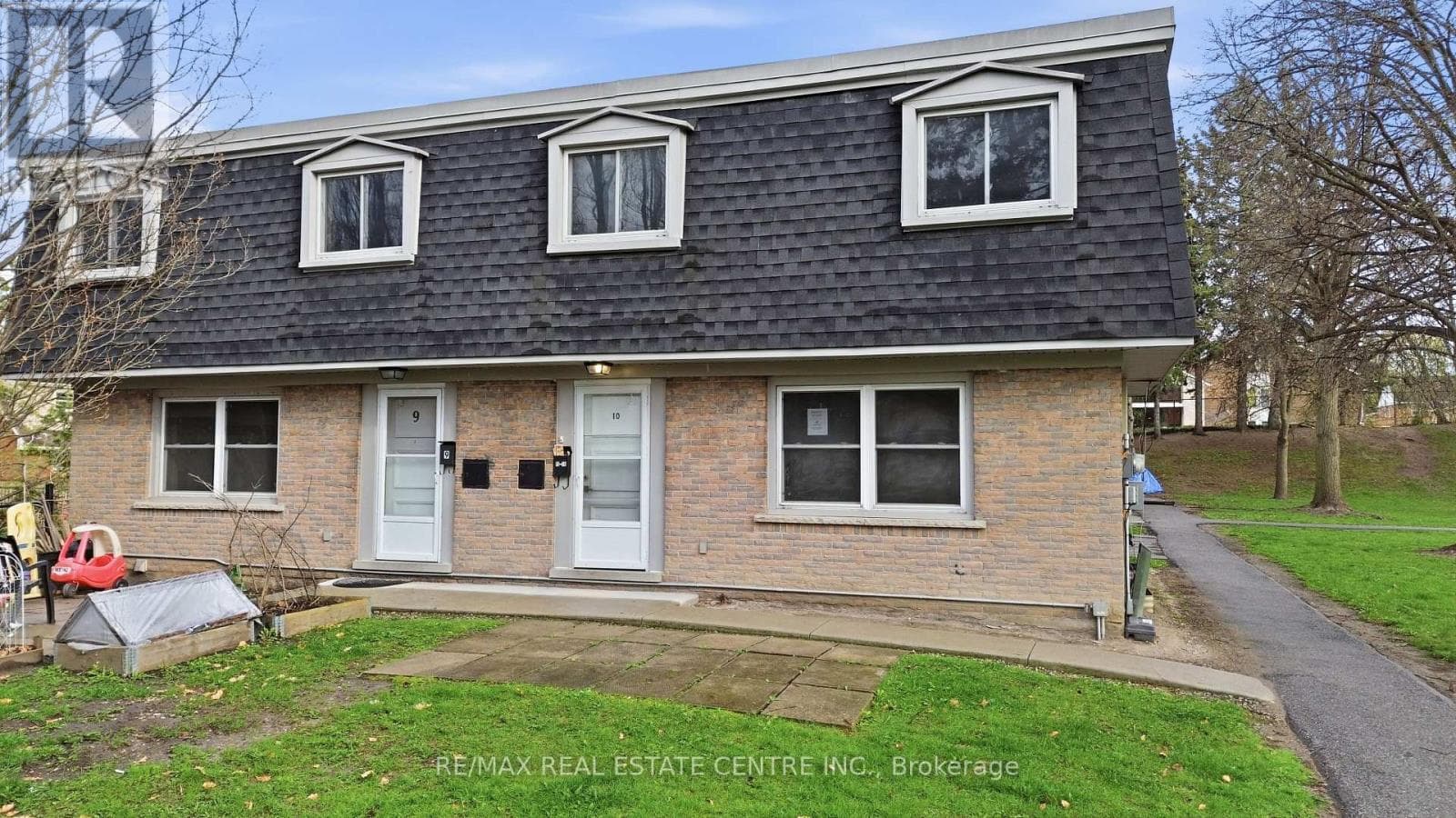 10 - 76 BORDEN PARKWAY — photo 1