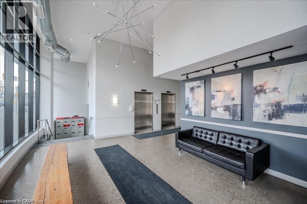 1 VICTORIA Street S Unit# 811 — photo 2