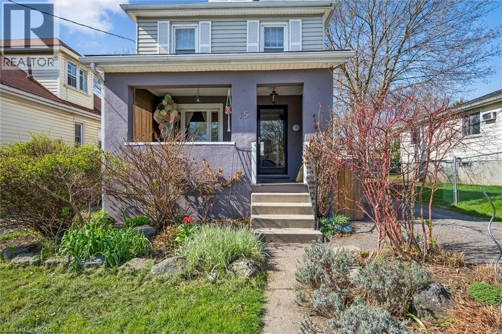 15 WATERSIDE Avenue — photo 3