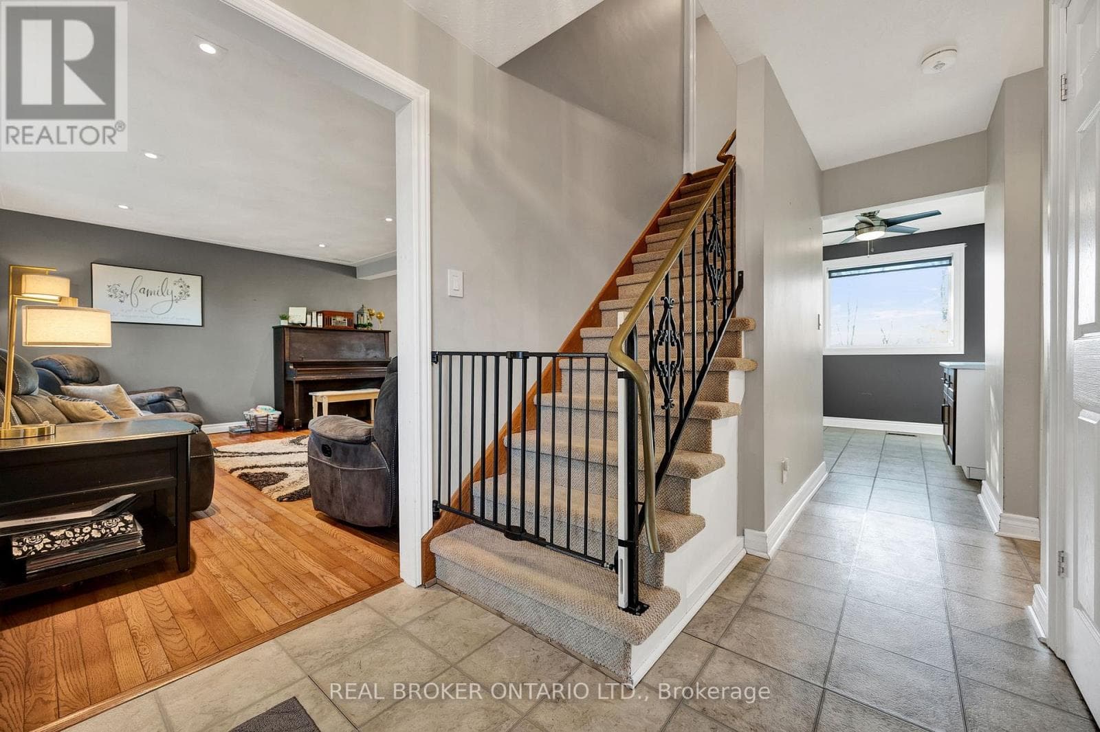 3766 LOBSINGER LINE — photo 2
