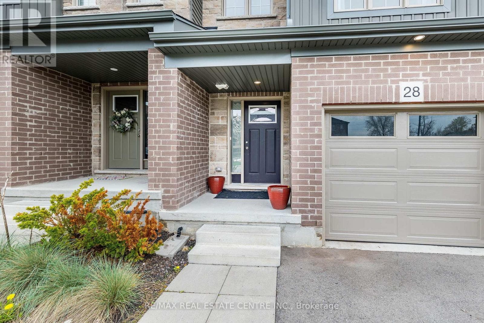 28 WEST MILL STREET — photo 3