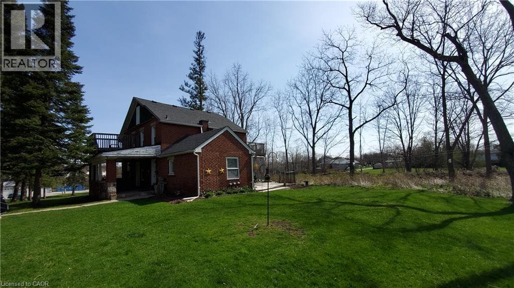 3355 KING Street E — photo 2