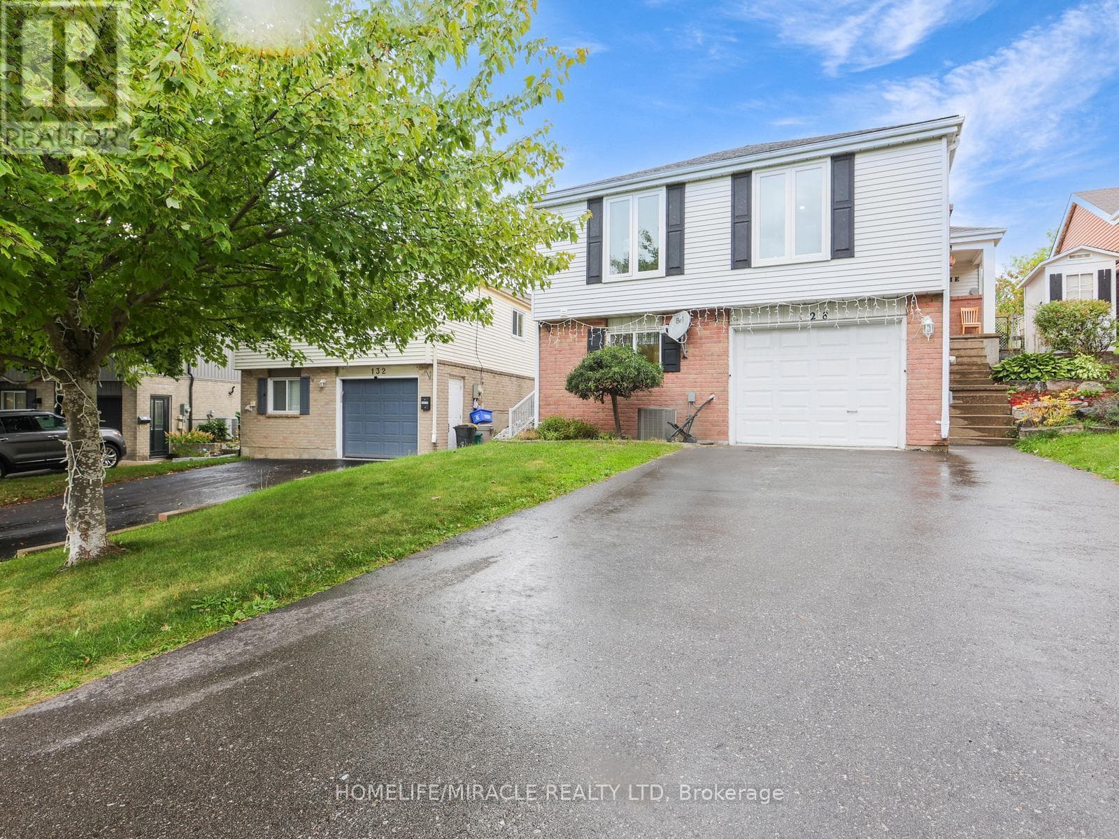 128 MACATEE PLACE S — photo 1