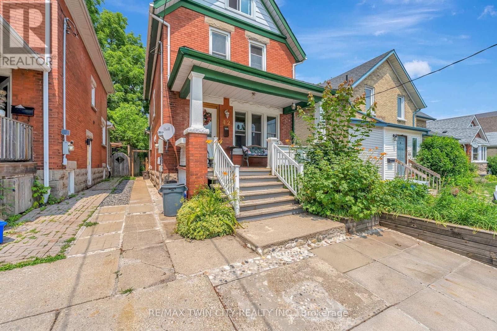 42 SHANLEY STREET — photo 3