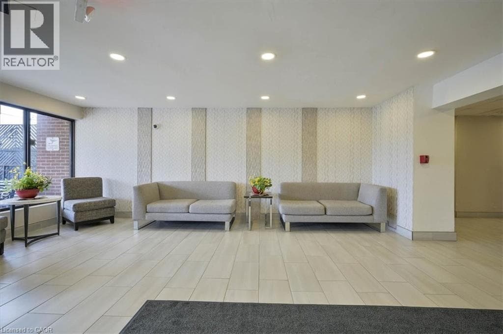 1100 COURTLAND Avenue E Unit# 407 — photo 3