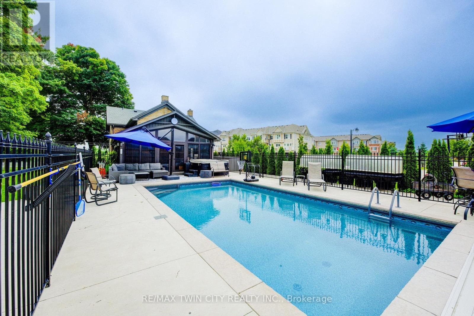 920 ORR COURT — photo 2