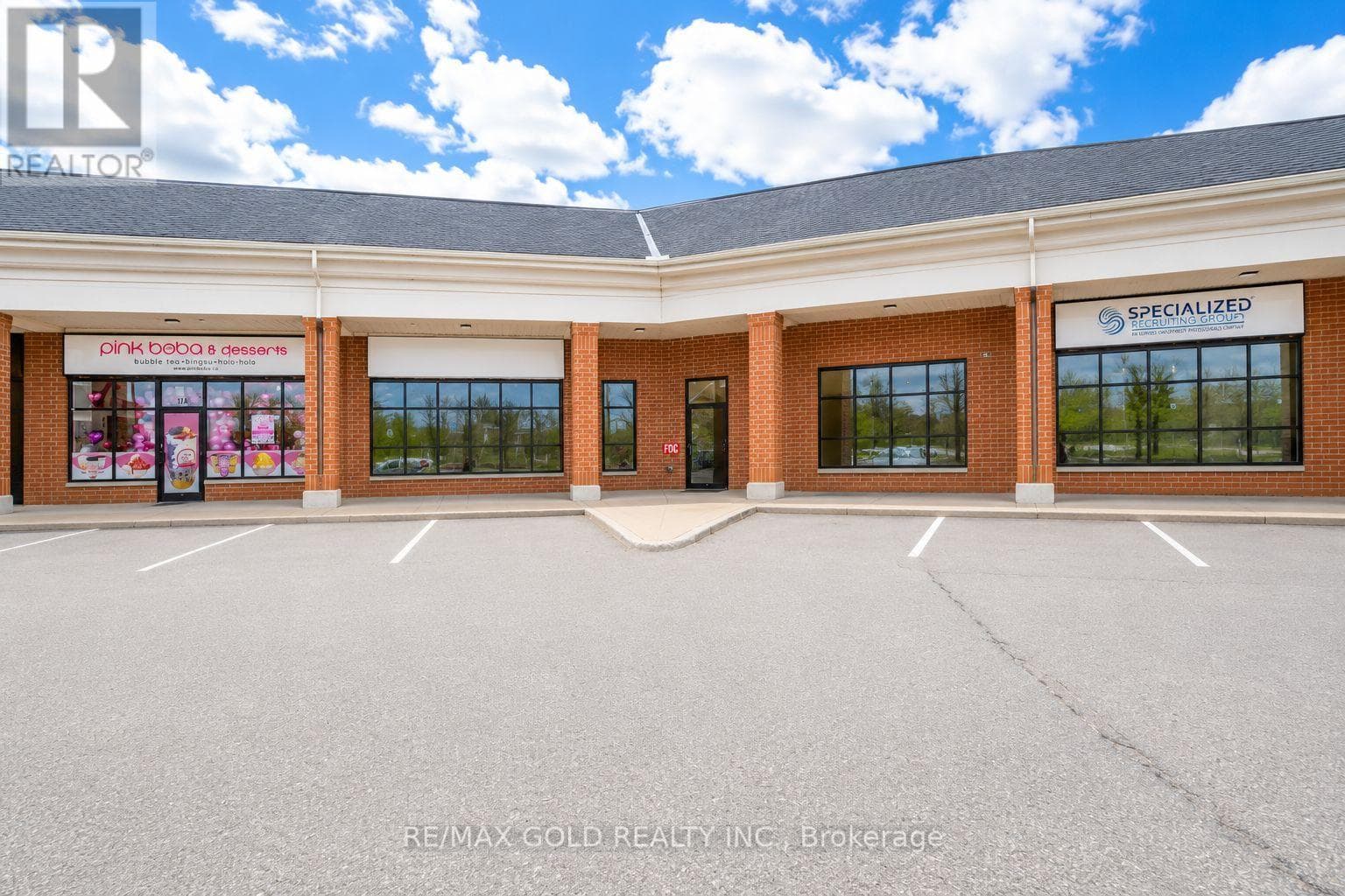 900 JAMIESON PARKWAY — photo 2