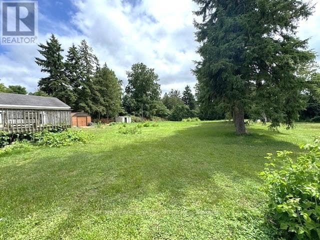 7 LIBERTY DRIVE — photo 2