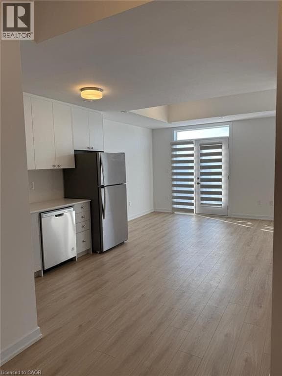 40 PALACE Street Unit# M24 — photo 3