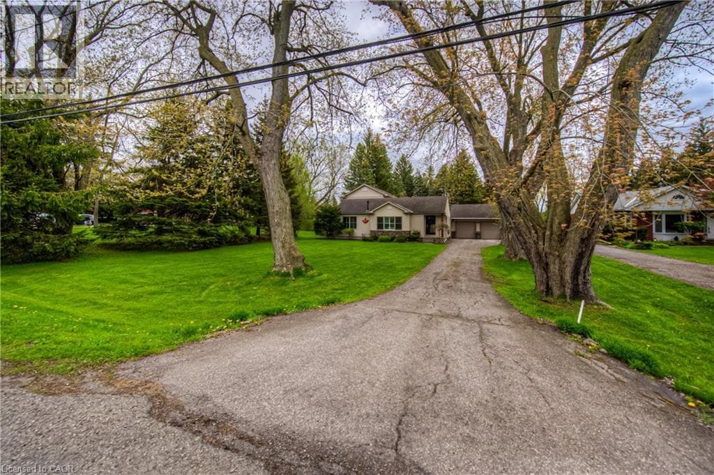 145 RIVERBANK Drive — photo 3