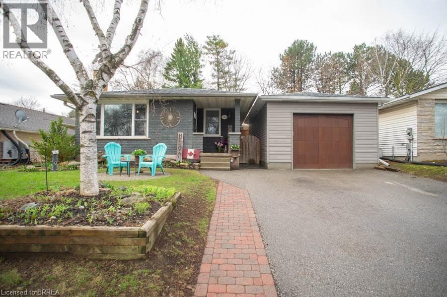 102 CENTURY HILL Drive — photo 3