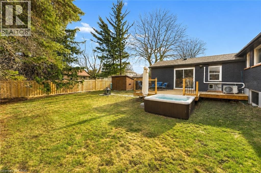 137 DONALD Street — photo 3